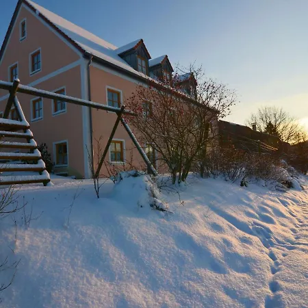 Cozy Group House With Its Own Garden And Wellness Area * Dietersdorf