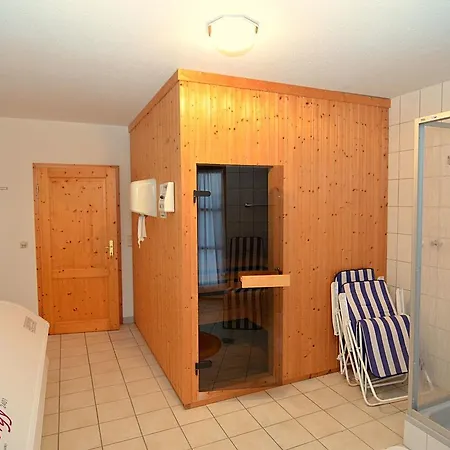 Cozy Group House With Its Own Garden And Wellness Area Dietersdorf